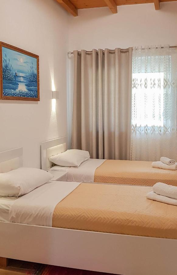 Villa Goliku Pestani Esterno foto