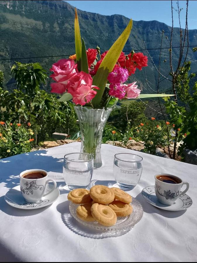 Villa Goliku Pestani Esterno foto