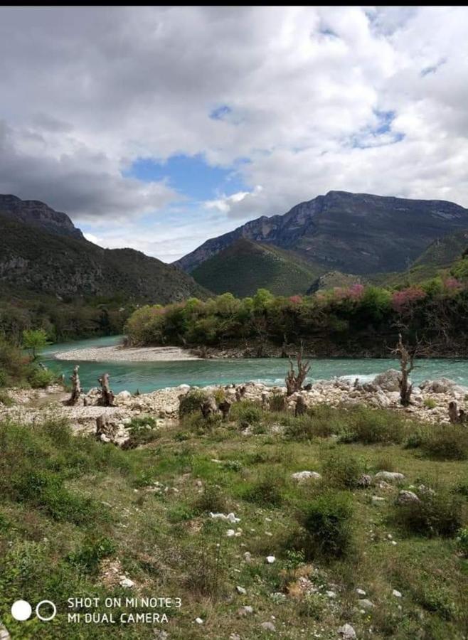 Villa Goliku Pestani Esterno foto