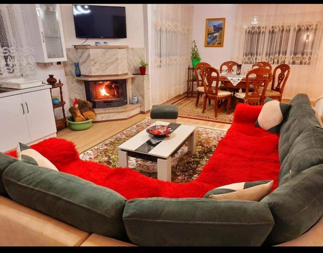 Villa Goliku Pestani Esterno foto